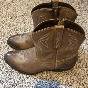 Ariat cowboy booties